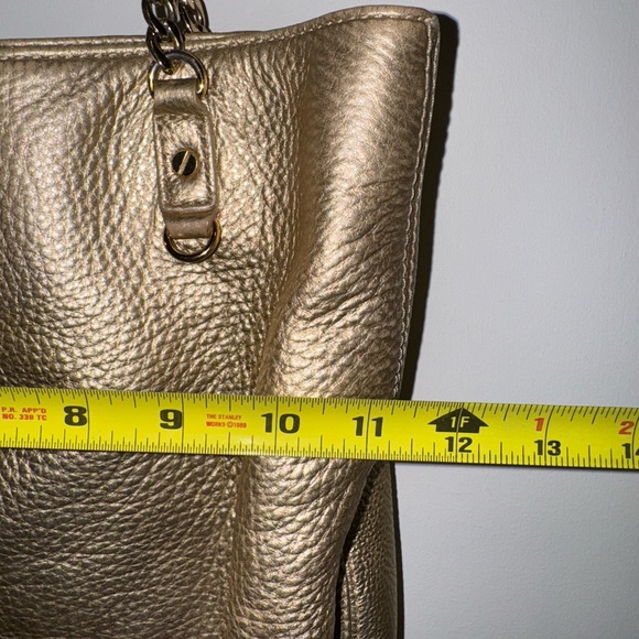 Michael Kors Gold Leather Shoulder Handbag Purse - Picture 4 of 9